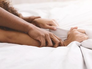 Biar Tak Bosan, dr Boyke Bagikan Tips Posisi Seks di Tengah Pandemi Corona