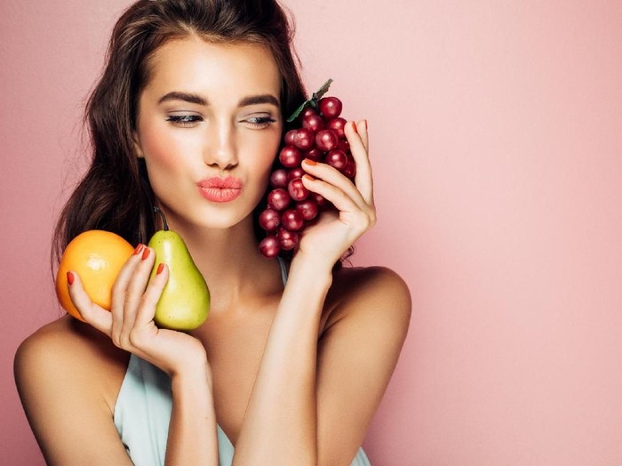 Ilustrasi tips diet GM, diet yang bisa menurunkan berat badan dengan cepat. Foto: Dok. iStock Ilustrasi tips diet GM, diet yang bisa menurunkan berat badan dengan cepat. Foto: Dok. iStock