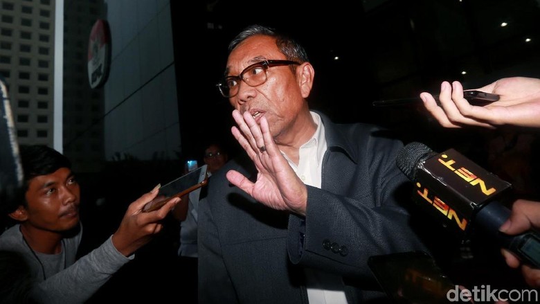 KPK Cecar Eks Sekjen Kemenag soal Prosedur Pengisian Jabatan KPK Cecar Eks Sekjen Kemenag soal Prosedur Pengisian Jabatan