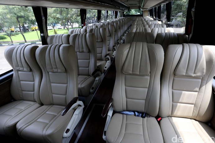 Bus Scania untuk Trans Jawa