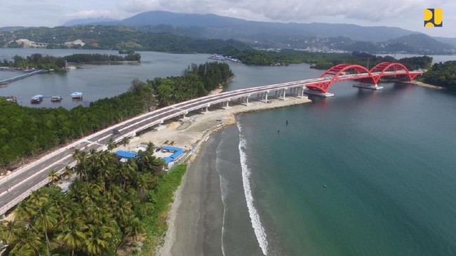 Istana Papua Bakal Dekat Jembatan Kebanggaan Jokowi