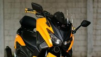 Jika dilihat seksama, ubahan paling terlihat jelas dari NMAX modifikasi garapan Lent Automodified ini ada pada bagian fascia-nya. Istimewa/Lent Automodified.