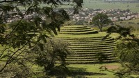 Piramida diperkirakan dibangun oleh Suku Aztec pada tahun 900-400 sebelum Masehi. Bentuk piramidanya bisa melingkar sempurna dan berundak seperti spiral, padahal di zaman tersebut belum ada teknologi yang mumpuni (iStock)