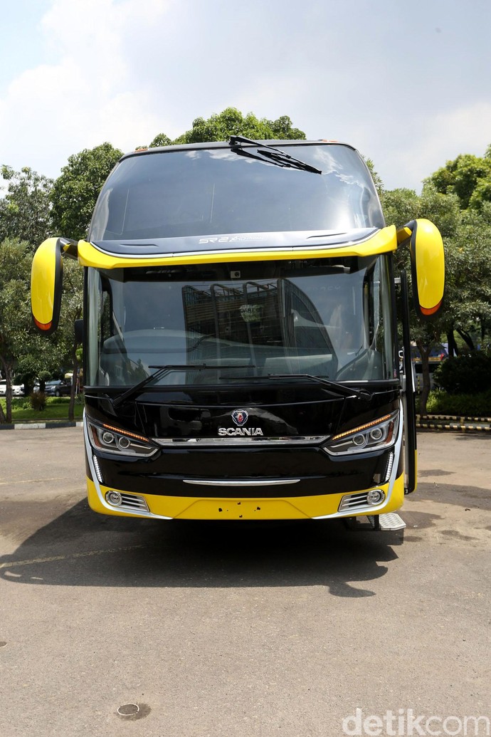 Bus Scania untuk Trans Jawa