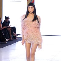 Yogie Pratama menampilkan 20 koleksi terbarunya di Fashion Nation 2019, Senayan City, Jakarta, Jumat, [15/03/2019]. Foto: mohammad Abduh/Wolipop