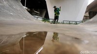 Begini penampakan skatepark Slipi yang mengalami kerusakan dibeberapa bagian.