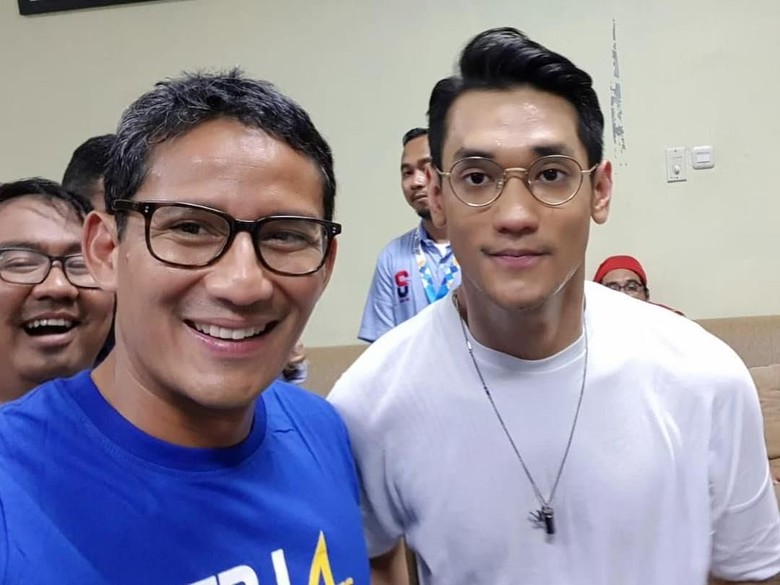 Kemarin Sama Al Ghazali, Kini Sandiaga Minta Fotonya dan Afgan Tak Tertukar Kemarin Sama Al Ghazali, Kini Sandiaga Minta Fotonya dan Afgan Tak Tertukar