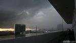 Awan Gelap Selimuti Jakarta