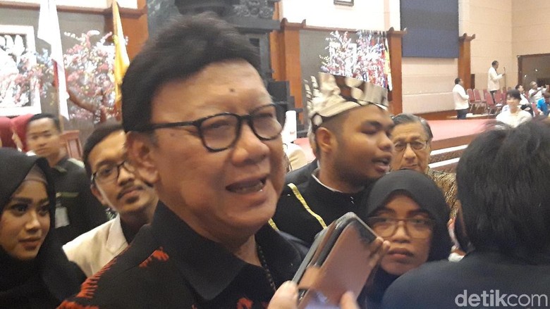 14 Anggota Panwaslu Wafat Saat Tugas, Mendagri: Mereka Pahlawan Bangsa 14 Anggota Panwaslu Wafat Saat Tugas, Mendagri: Mereka Pahlawan Bangsa