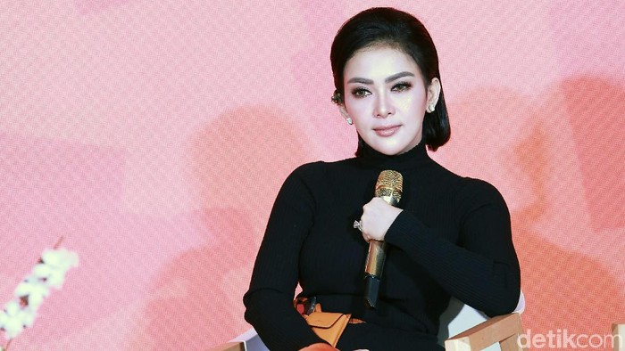 Syahrini saat ditemui di kawasan Menteng.