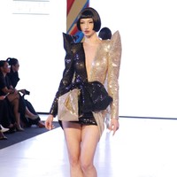 Yogie Pratama menampilkan 20 koleksi terbarunya di Fashion Nation 2019, Senayan City, Jakarta, Jumat, [15/03/2019]. Foto: mohammad Abduh/Wolipop