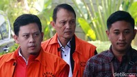 KPK pun kemudian menetapkan Direktur Teknologi dan Produksi PT Krakatau Steel, Wisnu Kuncoro, sebagai tersangka bersama dengan Alexander Muskitta, Kenneth Sutardja, dan Kurniawan Eddy Tjokro.