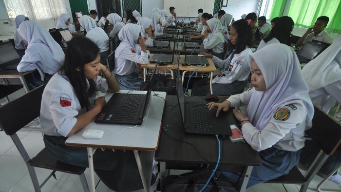 Siswa Sma Keluhkan Sulitnya Soal Unbk Matematika