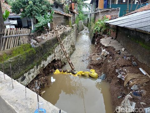Kirmir Roboh Penyebab Banjir Terjang SD Ajitunggal Diperbaiki