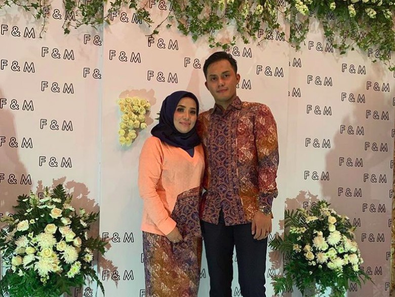 Sah! Muzdalifah Menikah untuk Keempat Kalinya Sah! Muzdalifah Menikah untuk Keempat Kalinya