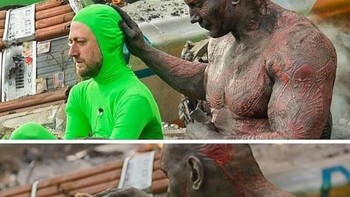 Bradley Cooper memang jadi pengisi suara Rocket di Guardians of the Galaxy, tapi yang mengenakan baju green screen ternyata bukan dia. Foto: via Trend Chaser