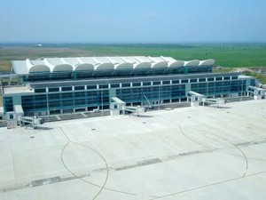 Ini Sejarah Bandara Kertajati yang Masih Sepi Penumpang