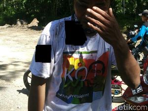 Sebelum Dikeroyok, Yuli Mengaku Dipaksa Massa Pro Prabowo Copot Kaus Jokowi