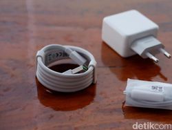 Unboxing F11, Jagoan Portrait Oppo di Kelas Rp 3 Jutaan