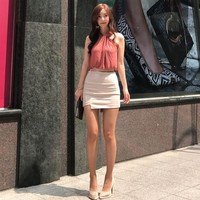 Saat menggambar The Secret of Beauty, Yaongyi mengaku inspirasinya kerap didapat dari kehidupannya sendiri. Aku sudah mencoba banyak hal sebelum berkomitmen membuat kartun, dan pengalamanku menjadi model sangat membantuku membuat komik ini, ujarnya. Foto: Dok. Webtoon, Instagram/@meow91__