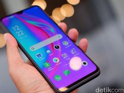 Unboxing F11, Jagoan Portrait Oppo di Kelas Rp 3 Jutaan