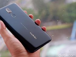 Unboxing F11, Jagoan Portrait Oppo di Kelas Rp 3 Jutaan