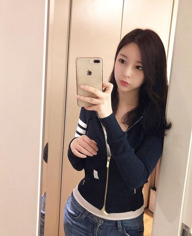 Aku bermimpi jadi seorang kartunis karena aku suka menggambar sejak kecil, kata Yaongyi, seperti dikutip dari MSN. Foto: Dok. Webtoon, Instagram/@meow91__