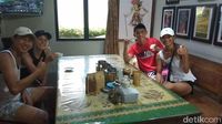 Usai Berwisata ke Candi Pawon Bisa Nyeruput Kopi Luwak di Kafe Ini