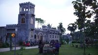 Ngopi Plus Panorama Cantik di Lodji Londo Semarang