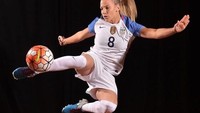 Julie digadang-gadang sebagai salah satu pesepakbola top wanita yang dinilai penerus Alex Morgan (Instagram/julieertz)