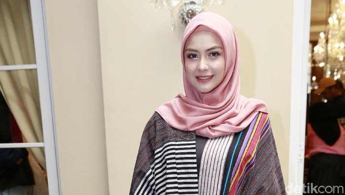 Revalina S Temat saat ditemui di kawasan Menteng.