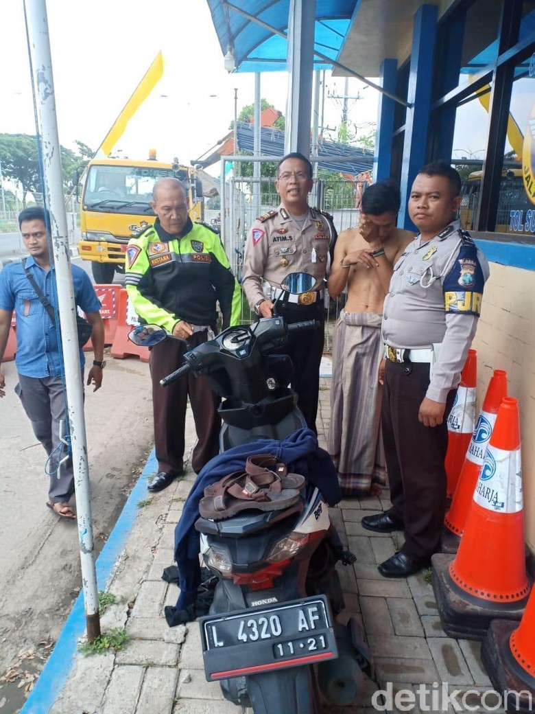 Pencuri Motor di Surabaya Diringkus Petugas PJR di Jembatan Suramadu Pencuri Motor di Surabaya Diringkus Petugas PJR di Jembatan Suramadu