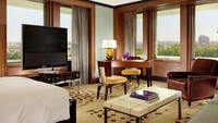 Hotel Eden, Roma, Italia. Atas adanya hukum tersebut, Clooney meminta masyarakat untuk bergabung dengannya memboikot hotel-hotel milik Sultan. (Foto:dorchestercollection.com)