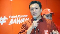 Ketua Umum PKPI Dias Hendropriyono berbicara kepada awak media mengenai dukungan PKPI kepada pasangan calon Presiden dan Wakil Presiden RI Joko Widodo-Maaruf Amin, Jakarta, Kamis (4/4/2019).
