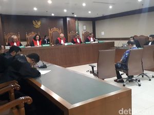 Anak Buah Penyuap Hakim Merry Divonis 4 Tahun Penjara