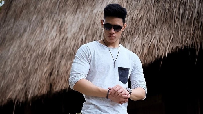 Enrique sudah terbiasa nge-gym sejak usia 13 tahun. (Foto: Instagram/iamenriquedustin, ditampilkan atas izin yang bersangkutan) Enrique sudah terbiasa nge-gym sejak usia 13 tahun. (Foto: Instagram/iamenriquedustin, ditampilkan atas izin yang bersangkutan)