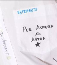Vetements Jual Kemeja Putih Rp 15 Juta, Netizen Sebut Mirip Seragam Sekolah
