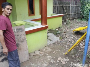 4 Polisi Diserang Sajam Saat Terduga Teroris Bandung Pura-pura Menyerah