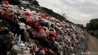 Bagaimana menurut Anda soal tumpukan sampah di kawasan Dadap ini?
