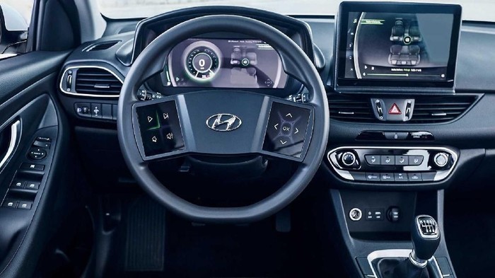 Setir dengan layar sentuh di mobil Hyundai