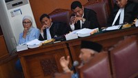 Beginilah jalannya proses sidang kasus penyebaran Hoax atau berita bohong Ratna Sarumpaet dengan saksi Amien Rais.