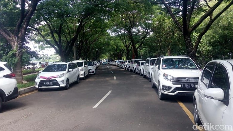 Foto: White Car Community Foto: White Car Community