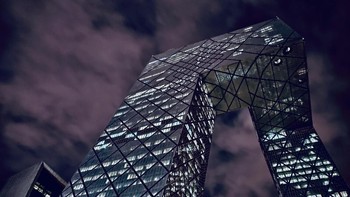 Konon Oppo reno dibekali sensor Sony IMX586 dan OIS. Foto: Weibo