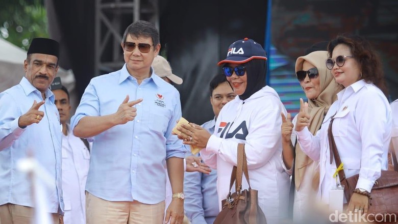 Hashim Jadi Penanggung Jawab, Tim Hukum Prabowo Dipimpin BW Hashim Jadi Penanggung Jawab, Tim Hukum Prabowo Dipimpin BW