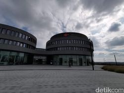 Semua Tentang Kamera di Markas Besar Leica