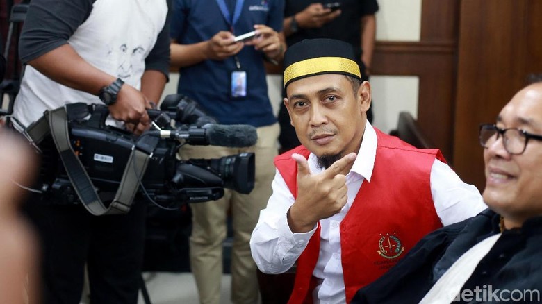 PT Jakarta Hukum Penyebar Hoax 7 Kontainer Surat Suara Tercoblos 2 Tahun Bui PT Jakarta Hukum Penyebar Hoax 7 Kontainer Surat Suara Tercoblos 2 Tahun Bui