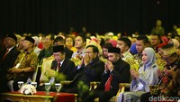 Prabowo doa bersama peserta yang hadir di acara yang digelar oleh Gerakan Elaborasi Rektor Akademisi Alumni & Aktivis Kampus Indonesia.