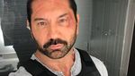 Jadi Lawan Main Iko Uwais, Ini Gaya Dave Bautista Saat Makan Taco