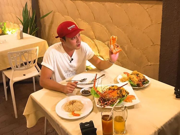 Sebelum Terseret Skandal Video Seks, Penyanyi Roy Kim Hobi Kulineran