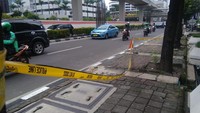 Sepeda motor yang dikendarai korban dan pelaku terjatuh. 1 korban dan 1 pelaku tewas setelah kejar-kejaran. (Foto: Ahmad Bil Wahid/detikcom)